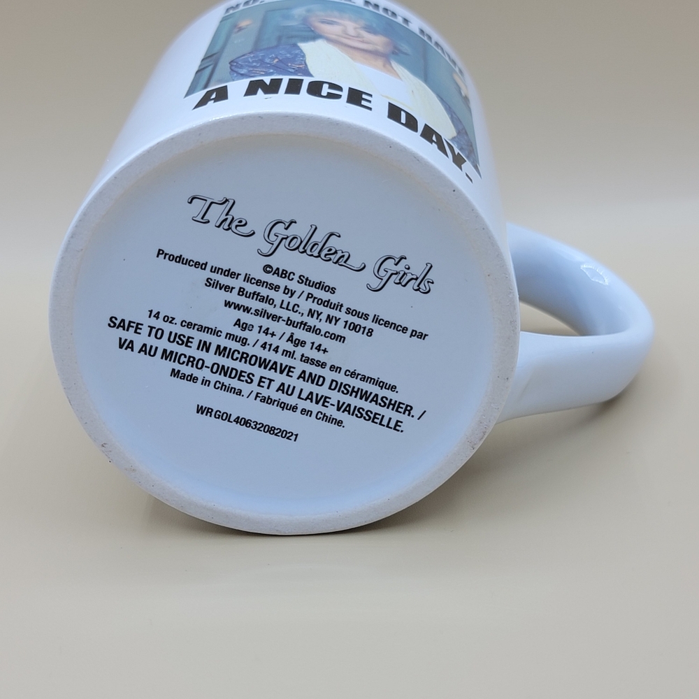 The Golden Girls 14oz Ceramic Coffee Mug Dorothy ABC Studios White Rare New - Picture 6 of 7